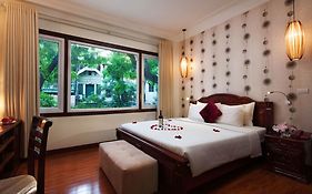 Hanoi Golden Moon Hotel & Travel